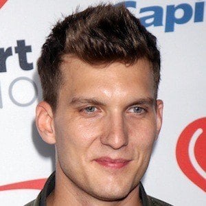 Scott Michael Foster Headshot 6 of 10