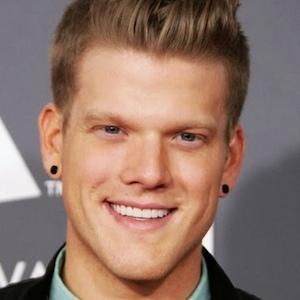 Scott Hoying at age 21