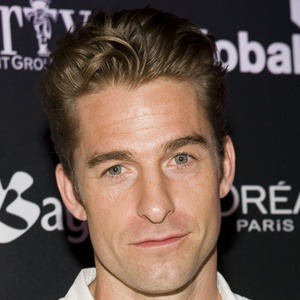 Scott Speedman Headshot 8 of 10