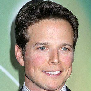 Scott Wolf Headshot 6 of 10