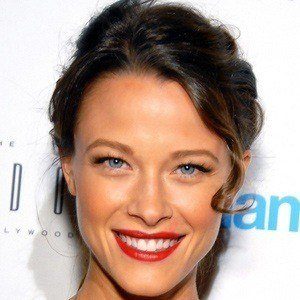 Scottie Thompson (TV Actress) - Age, Family, Bio | Famous Birthdays