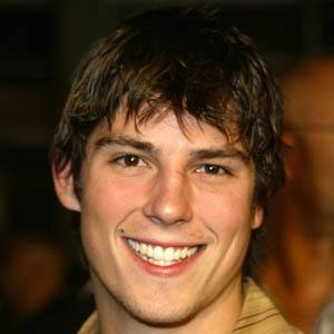 Sean Faris Headshot 10 of 10