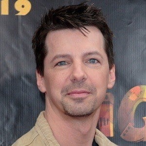 Sean Hayes - Bio, Family, Trivia | Famous Birthdays