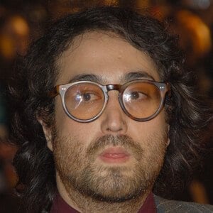 Sean Lennon Headshot 7 of 7