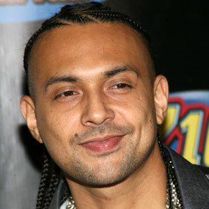 Sean Paul Headshot 6 of 10