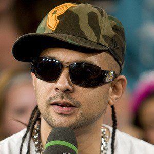 Sean Paul Headshot 7 of 10