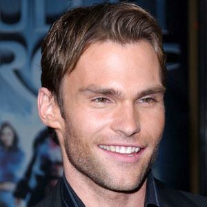 Seann William Scott Headshot 10 of 10