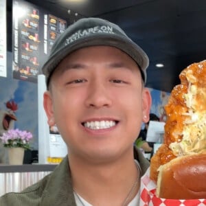 seattlefoodieadventure Headshot 3 of 3