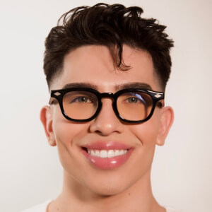 Sebastian Alatorre Headshot 3 of 10