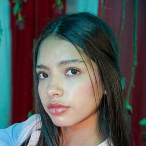 Selene Guzman Headshot 4 of 6