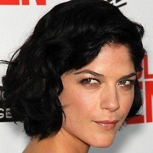 Selma Blair Headshot 7 of 10