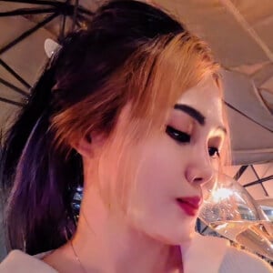 Seraphina Genesis Headshot 5 of 9