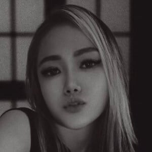 Seraphina Genesis Headshot 8 of 9