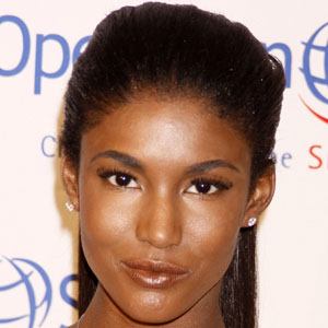 Sessilee Lopez - Bio, Family, Trivia | Famous Birthdays