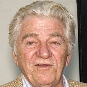 Seymour Cassel Headshot 3 of 5