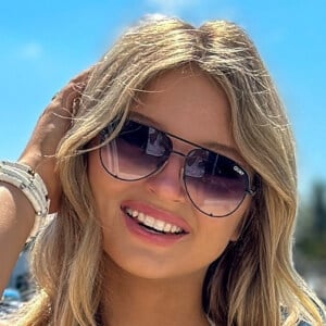 Shae Smolik Headshot 5 of 8