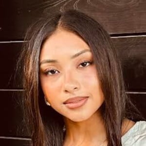 Shaelly Arriaga Headshot 3 of 4