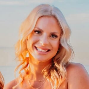 Shannon Boggs Headshot 2 of 3