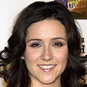 Shannon Woodward Headshot 5 of 10