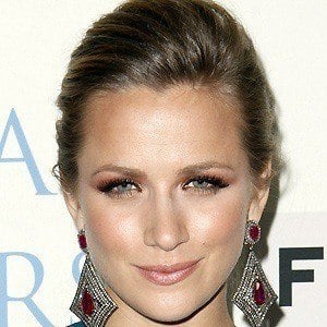 Shantel VanSanten at age 28