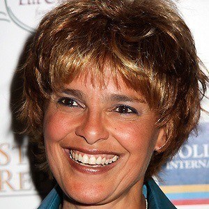 Shari Belafonte - Bio, Family, Trivia | Famous Birthdays