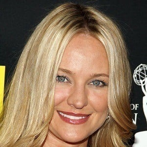 Sharon Case - Bio, Family, Trivia | Famous Birthdays