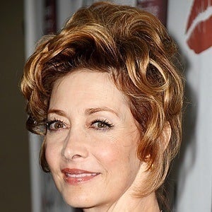 Sharon Lawrence Headshot 4 of 6