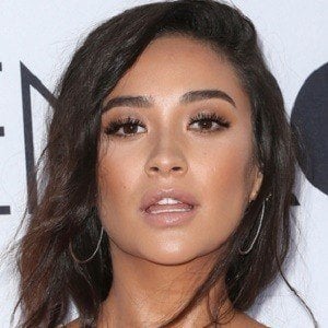 Shay Mitchell at age 29