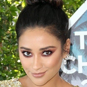 Shay Mitchell at age 29