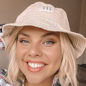 Shayla Jay Headshot 6 of 10