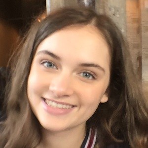 Shea Smeltzer - Age, Family, Bio | Famous Birthdays