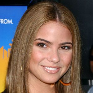 Shelley Hennig at age 18