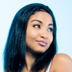 Shenseea Headshot 3 of 4