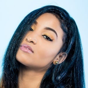 Shenseea Headshot 4 of 4