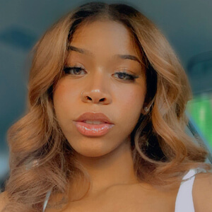 Sheree Buchanan Headshot 4 of 5