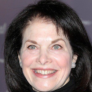 Sherry Lansing - Bio, Family, Trivia | Famous Birthdays
