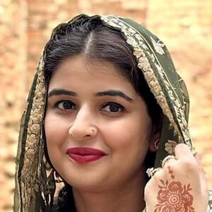 Shilpa Khatwani Headshot 2 of 7