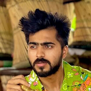 Shivam Dikro Headshot 4 of 6