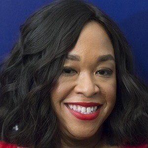 Shonda Rhimes Headshot 6 of 10