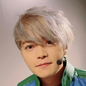 Shun Horie Headshot 4 of 5