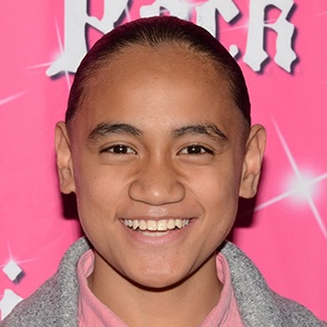 Siaki Sii Headshot 9 of 9