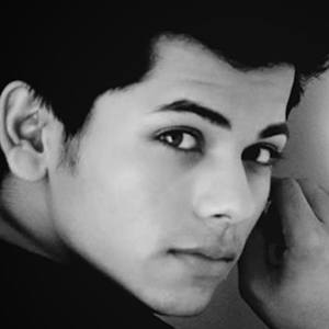 Siddharth Nigam Headshot 3 of 10