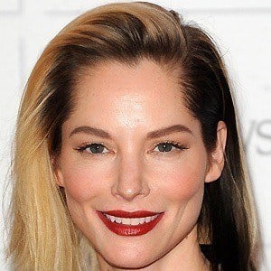 Sienna Guillory - Bio, Family, Trivia | Famous Birthdays