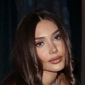 Sierra Simon Headshot 2 of 3