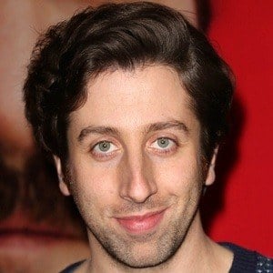 Simon Helberg Headshot 5 of 6