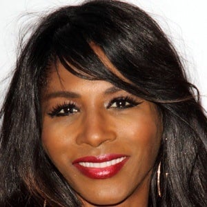 Sinitta Headshot 2 of 10