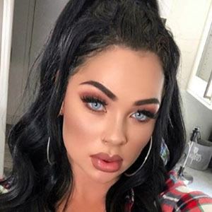 Instagram skyla novea