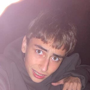 Skylarcomebackk Headshot 3 of 4