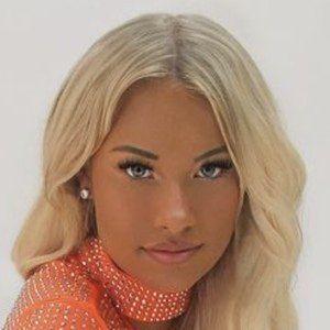 skylarkaz Headshot 9 of 10
