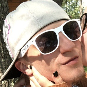 smallest_spark - Age, Family, Bio | Famous Birthdays